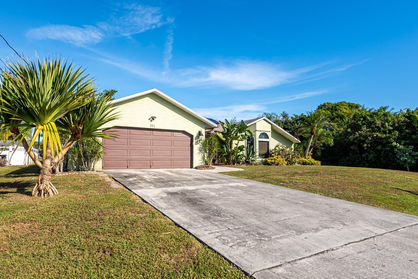 This is a unapproved short sale. Submit your offer for this - photo 3