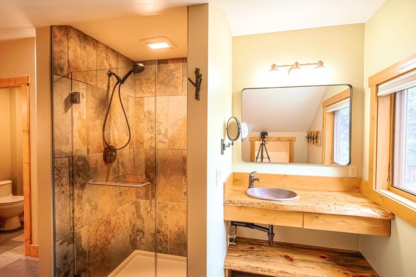 Experience the best of mountain living in this exceptional - photo 22