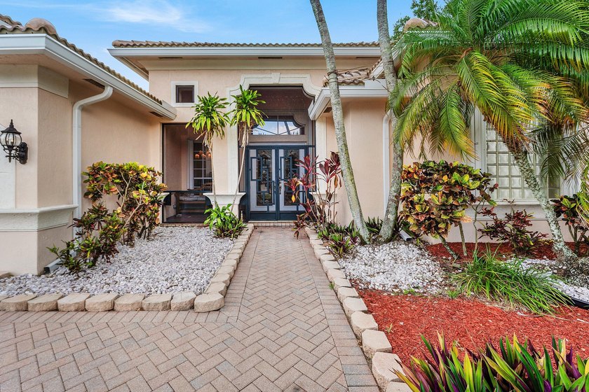 Located in the sought-after Estate Section of Wellington Shores - photo 2