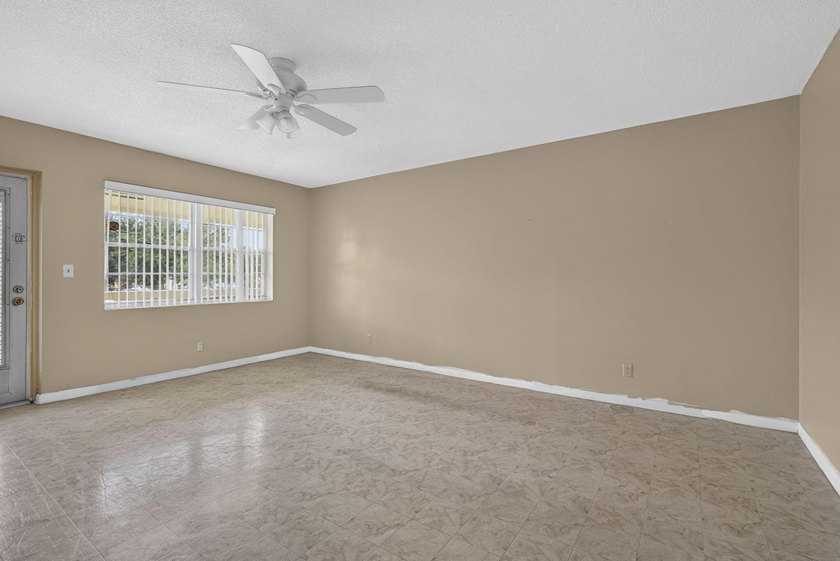 One of the lowest priced 2BR, 1 1/2BA in all of Century Village - photo 4