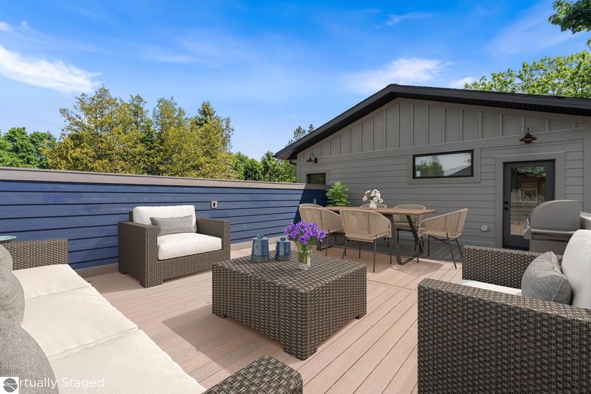 Under $800K in Charlevoix - brand-new luxury offering. Hard to - photo 4