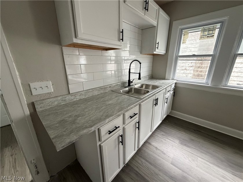 Looking for a turnkey investment or the perfect owner-occupied - photo 12