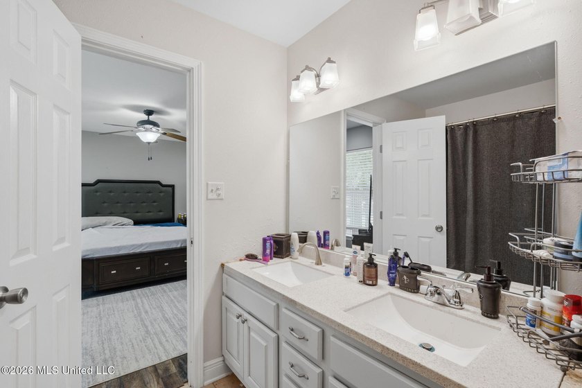 Bring your vision and transform this 3BR/2BA farmhouse-style - photo 13