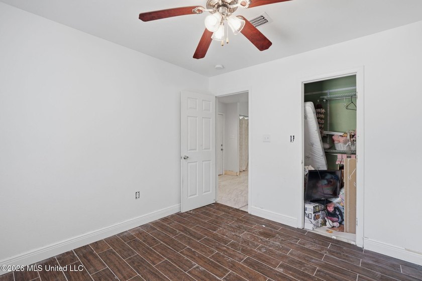 Bring your vision and transform this 3BR/2BA farmhouse-style - photo 16