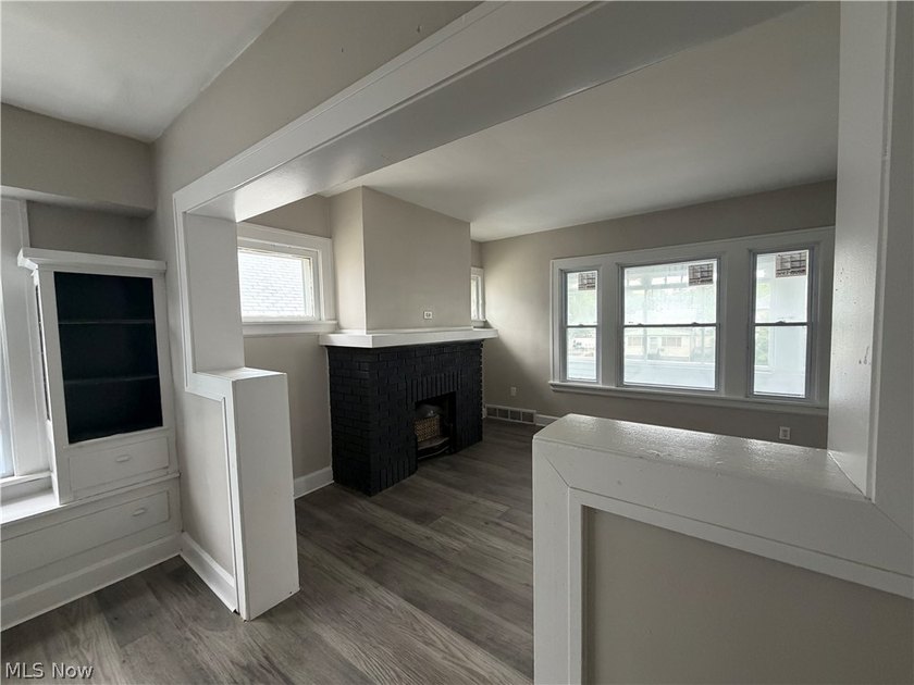 Looking for a turnkey investment or the perfect owner-occupied - photo 18