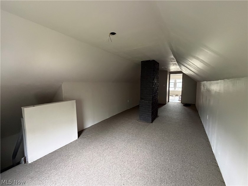Looking for a turnkey investment or the perfect owner-occupied - photo 25
