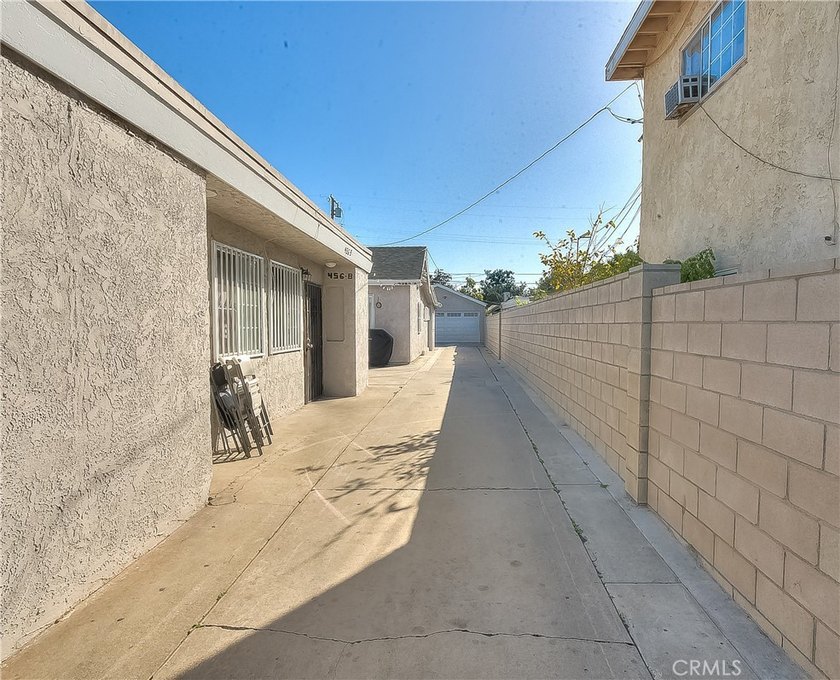 EXCELLENT OPPORTUNITY IN LONG BEACH CITY! THE PROPERTY IS ZOONED - photo 6