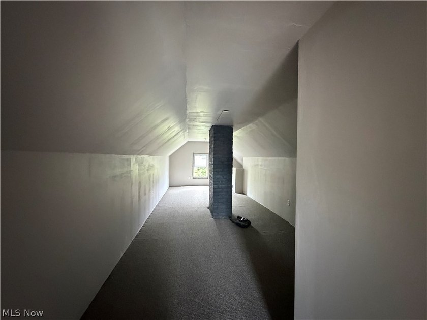 Looking for a turnkey investment or the perfect owner-occupied - photo 26