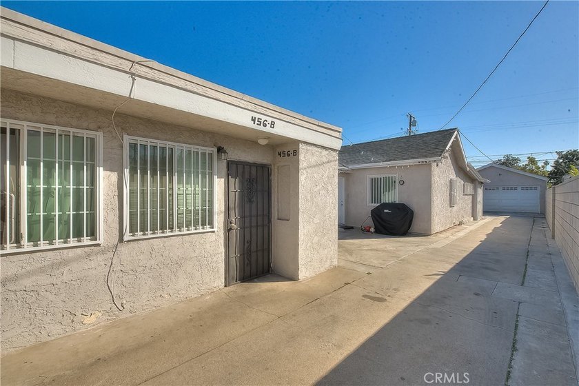 EXCELLENT OPPORTUNITY IN LONG BEACH CITY! THE PROPERTY IS ZOONED - photo 7
