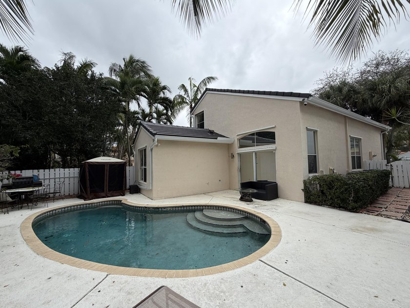This is an excellent move-in condition pool home. Some features - photo 4