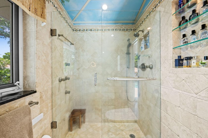 Waterfront Tropical Paradise in Oakland Park Experience - photo 20