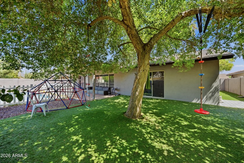 4 Bedroom, 2 Bathroom Home for Sale in Scottsdale, AZ 85258 - photo 25