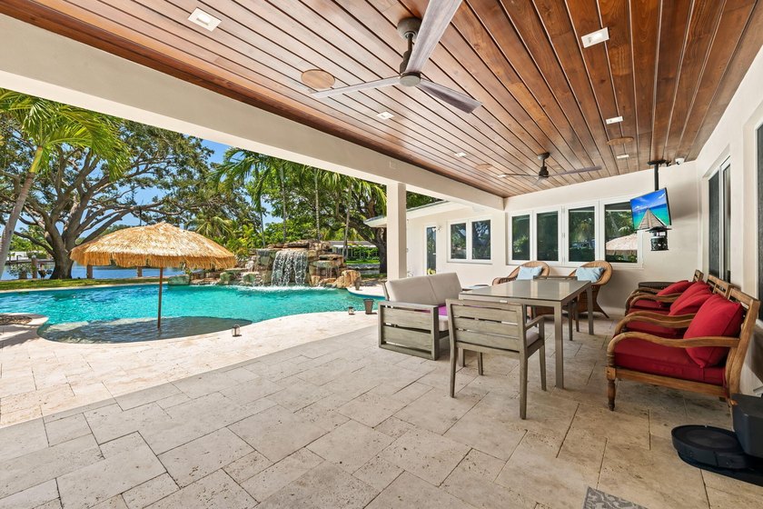 Waterfront Tropical Paradise in Oakland Park Experience - photo 29