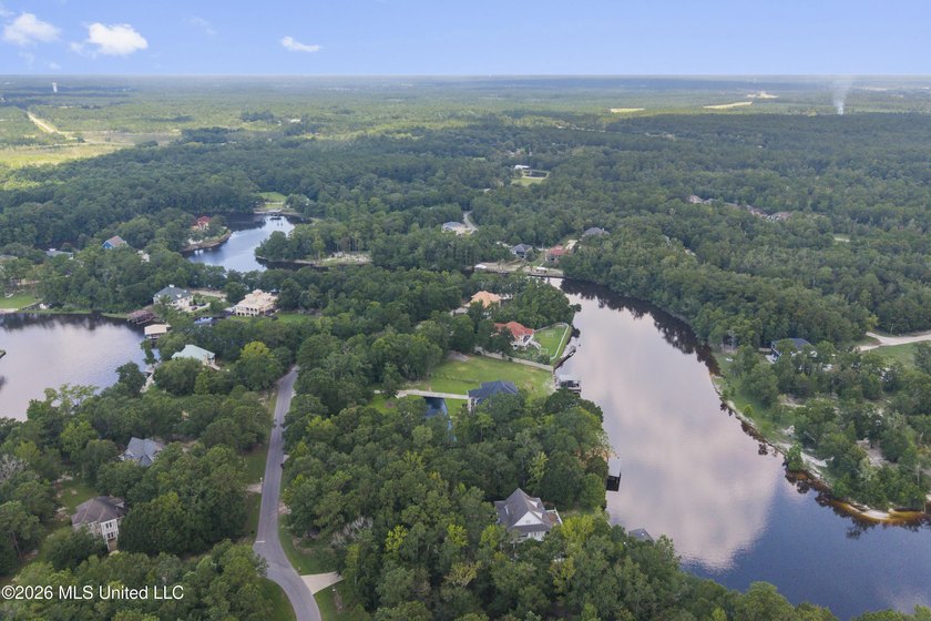 Lot 64 in Riverwalk is ready for new owners! Experience - photo 21