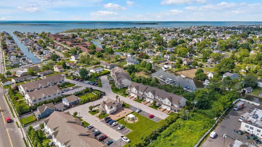 Welcome to Harborview Estates, an exclusive 55+ waterfront - photo 24