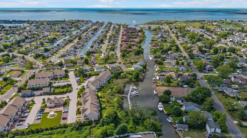 Welcome to Harborview Estates, an exclusive 55+ waterfront - photo 25