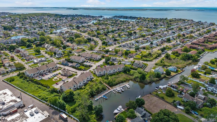 Welcome to Harborview Estates, an exclusive 55+ waterfront - photo 26