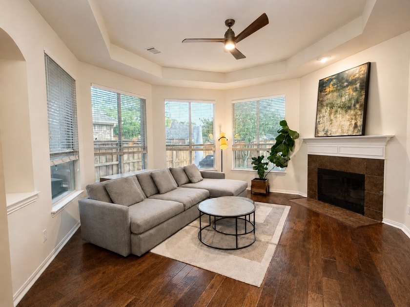 Welcome to this beautifully updated one-and-a-half-story home in - photo 11
