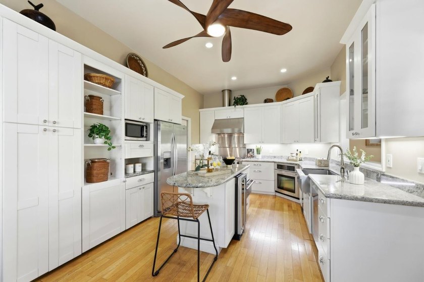 Located in San Jose, this bright, completly updated, single - photo 9