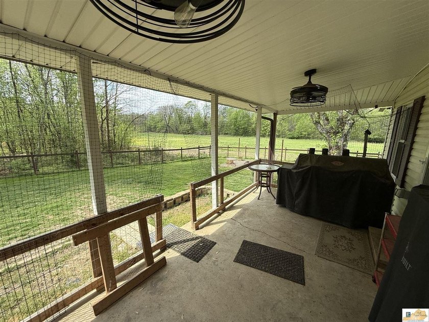 Price reduced! Don't miss this great place in one of the most - photo 8