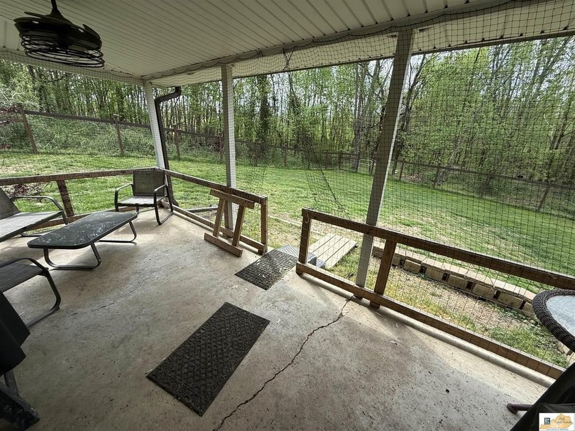 Price reduced! Don't miss this great place in one of the most - photo 9