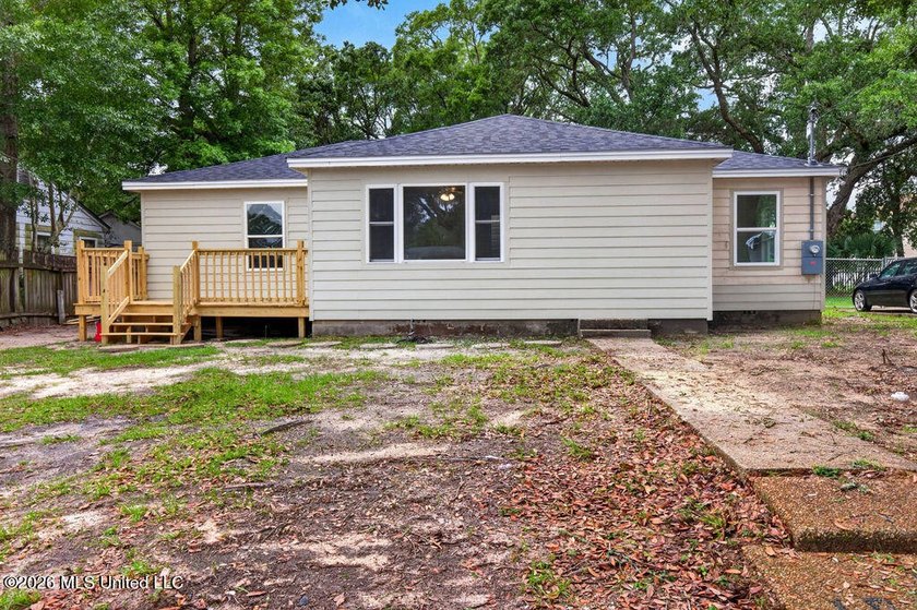 Completely remodeled and move-in ready! This home has been - photo 3