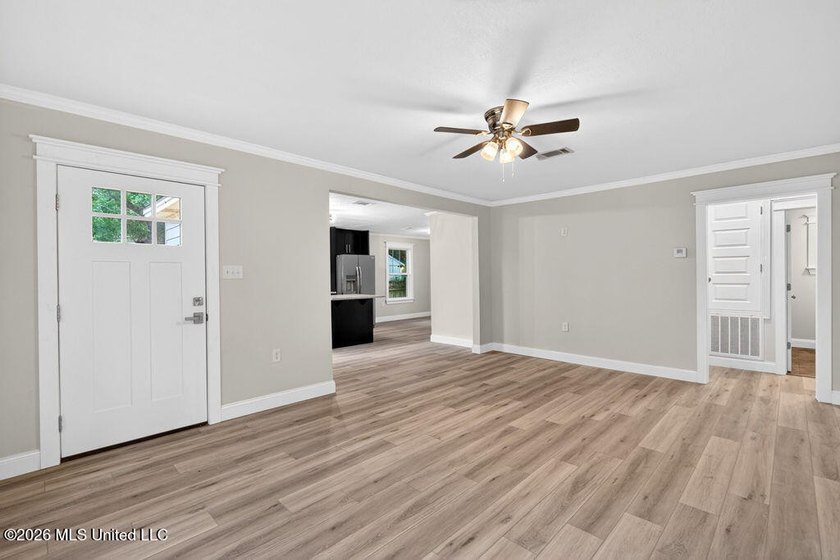 Completely remodeled and move-in ready! This home has been - photo 8