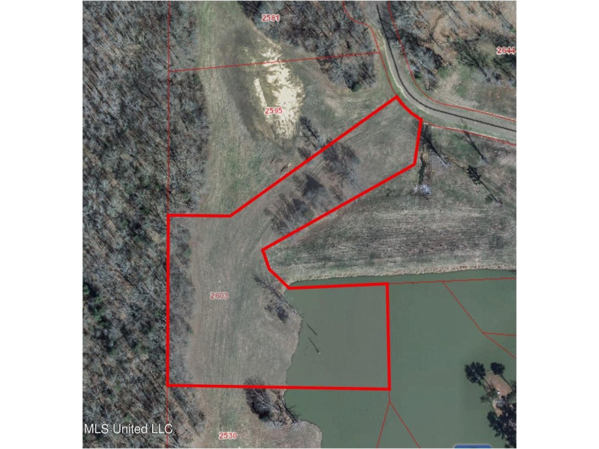 Gorgeous waterfront lot in the upscale, gated subdivision of - photo 7