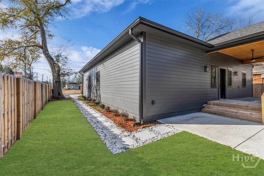PRICED BELOW APPRAISED VALUE, INSTANT EQUITY! NEW CONSTRUCTION - photo 3
