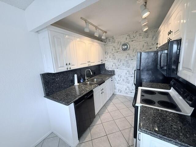 Welcome to this charming two-bedroom, one-and-a-half-bath - photo 3