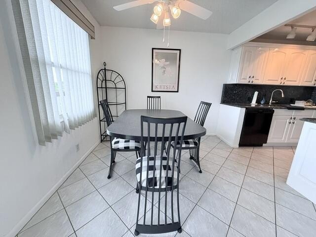 Welcome to this charming two-bedroom, one-and-a-half-bath - photo 4