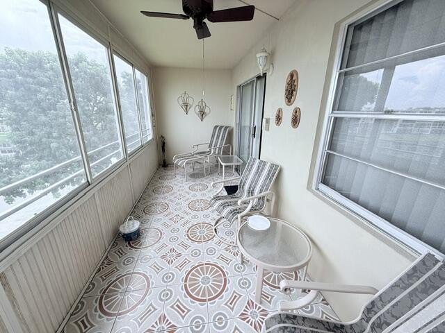 Welcome to this charming two-bedroom, one-and-a-half-bath - photo 9