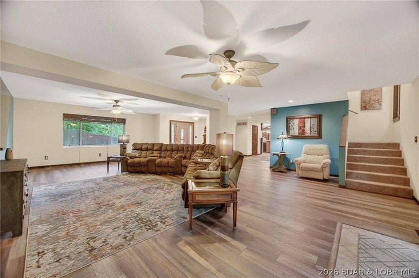 Experience the best of Lake of the Ozarks living in this - photo 25