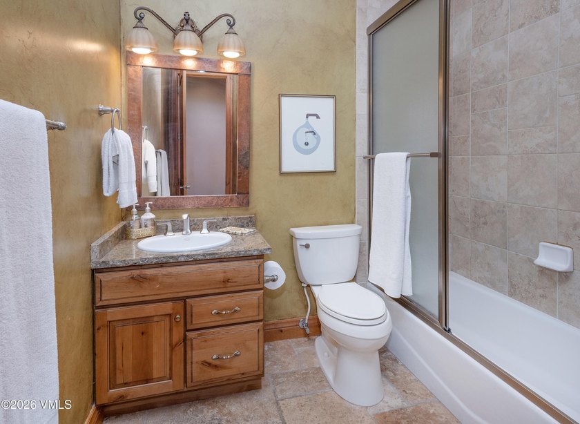 Welcome to this beautifully maintained three bedroom, three bath - photo 31