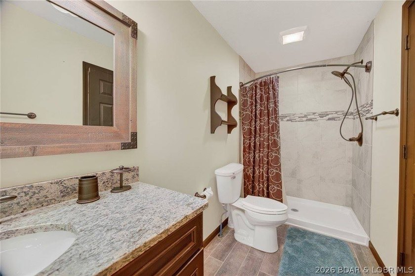 Experience the best of Lake of the Ozarks living in this - photo 38
