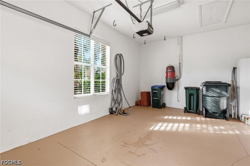 Experience the ultimate Florida lifestyle in this beautiful - photo 47