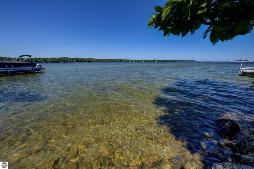 Create your dream home on this exceptional 0.70-acre waterfront - photo 6