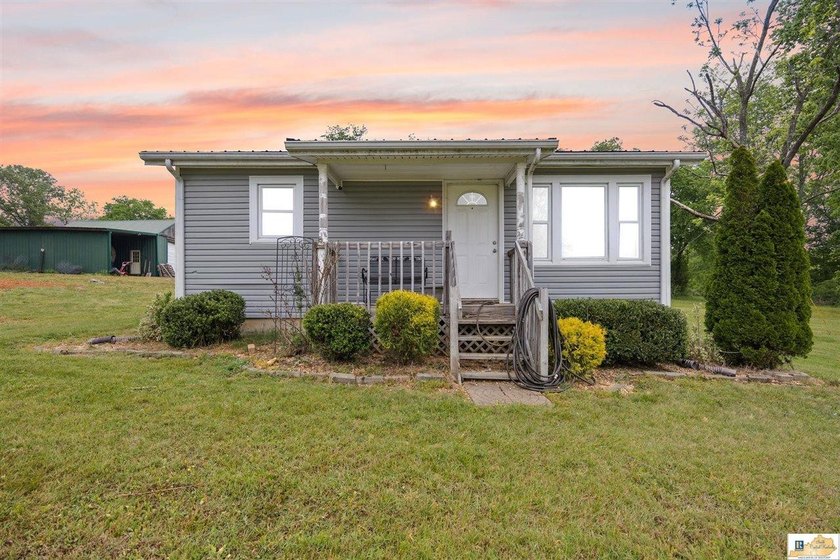Charming, fully remodeled farmhouse nestled on approximately - photo 2