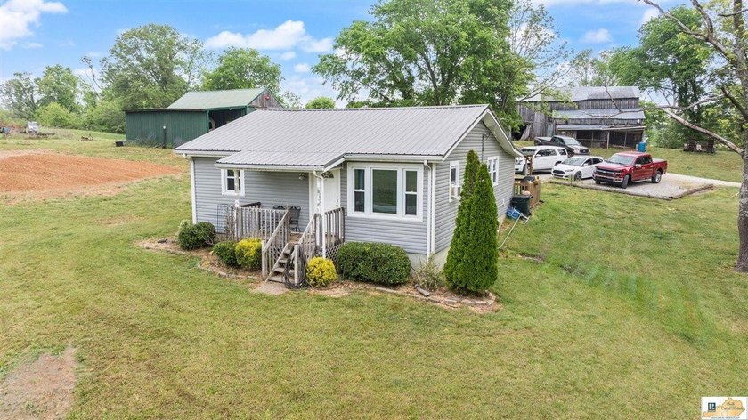 Charming, fully remodeled farmhouse nestled on approximately - photo 9