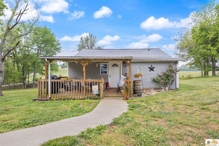 Charming, fully remodeled farmhouse nestled on approximately - photo 10