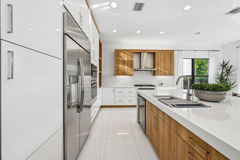 Welcome to 17313 Pagoda Palms Dr in the sought-after LOTUS - photo 14