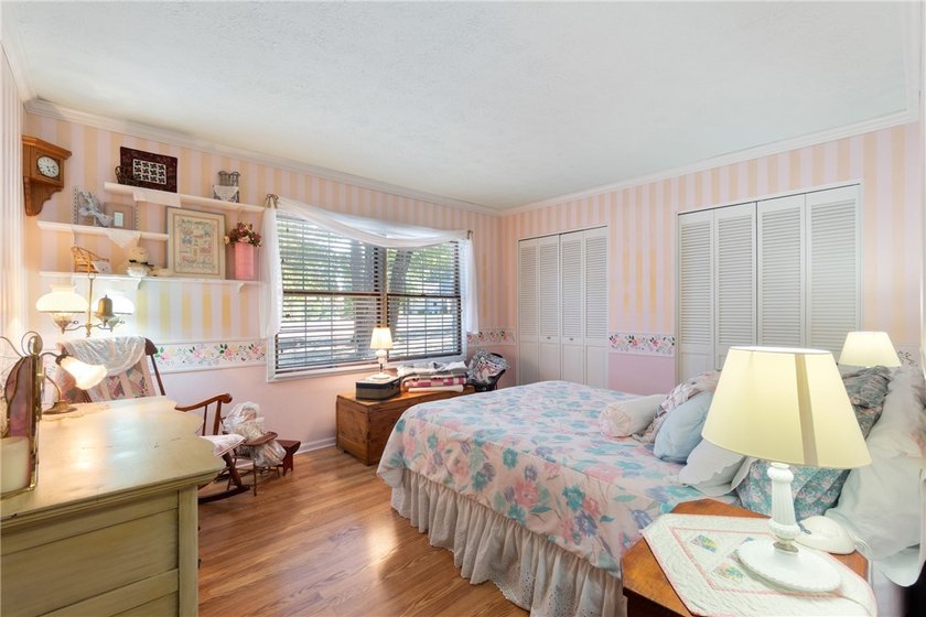 Welcome to your new home in the heart of the beautiful City of - photo 23