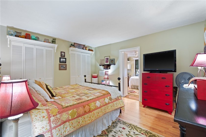 Welcome to your new home in the heart of the beautiful City of - photo 26