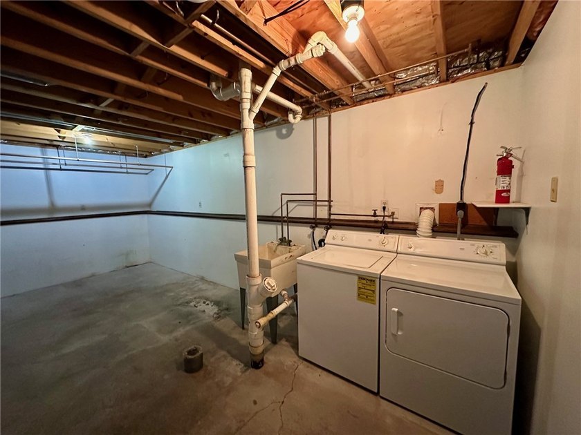 This property presents a great opportunity to build equity fast - photo 11
