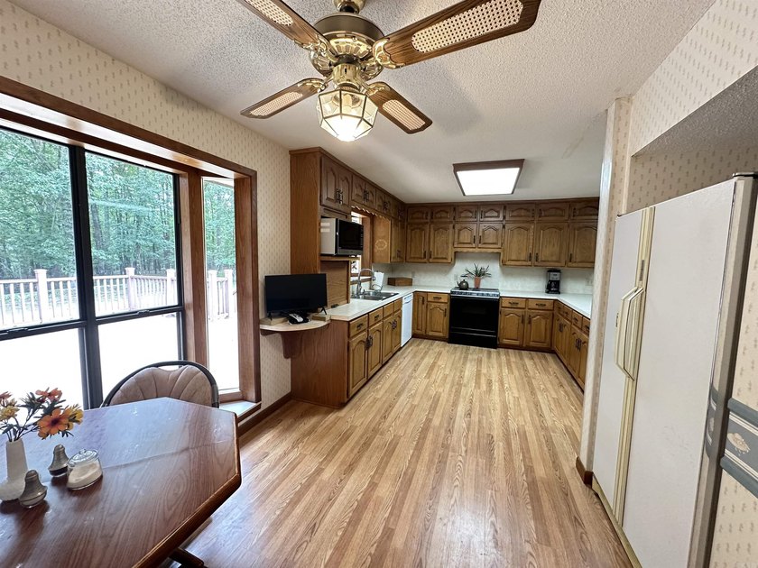 HOME with 4-CAR GARAGE on Flat Lot with a bathroom for each - photo 14
