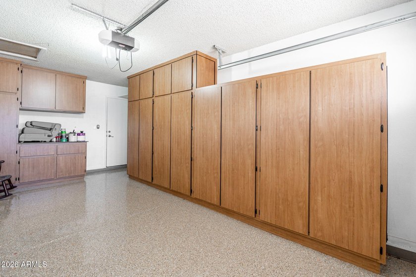 Beautifully maintained 2 bedroom, 2 bathroom home thoughtfully - photo 24