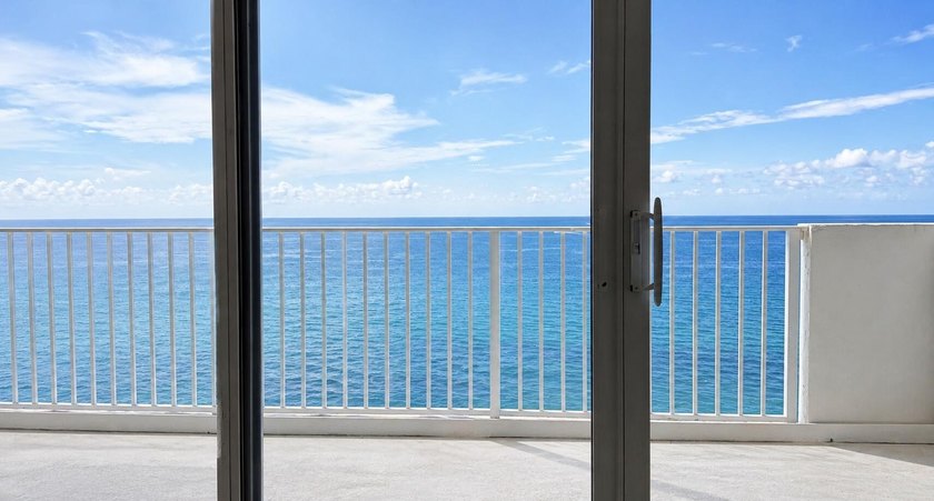Direct oceanfront on the 14th floor of Three Thousand South- a - photo 7