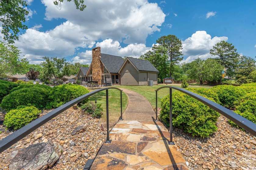 SELLER SAYS bring me an offer! Wonderful location and view !! - photo 39