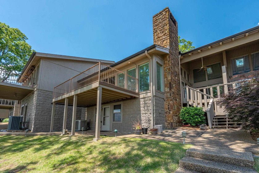 SELLER SAYS bring me an offer! Wonderful location and view !! - photo 46