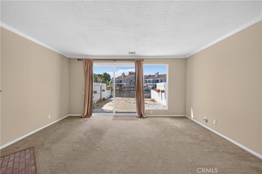 WATERFRONT FIXER WITH INCREDIBLE POTENTIAL! First time on the - photo 6